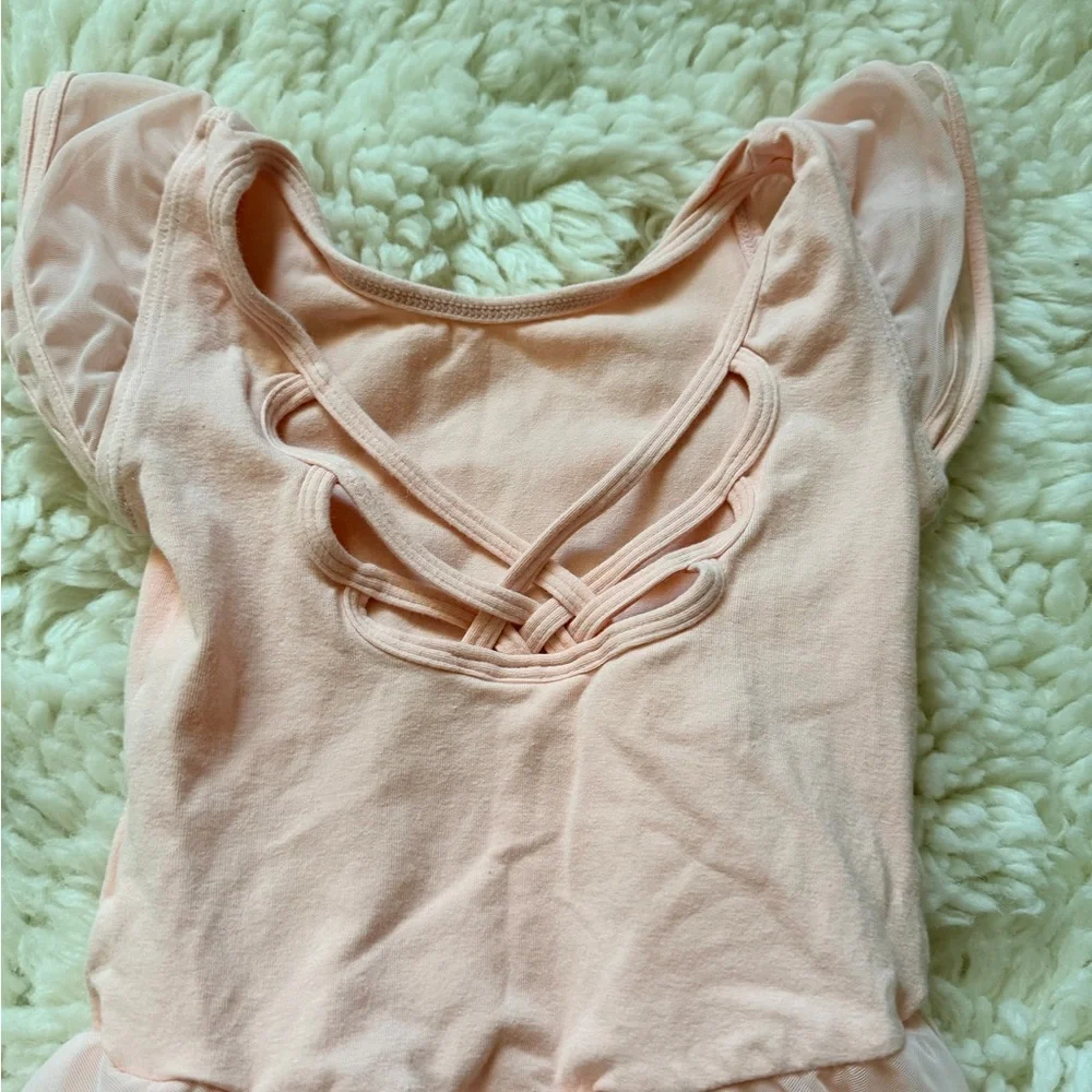 Girls pink ballet leotard